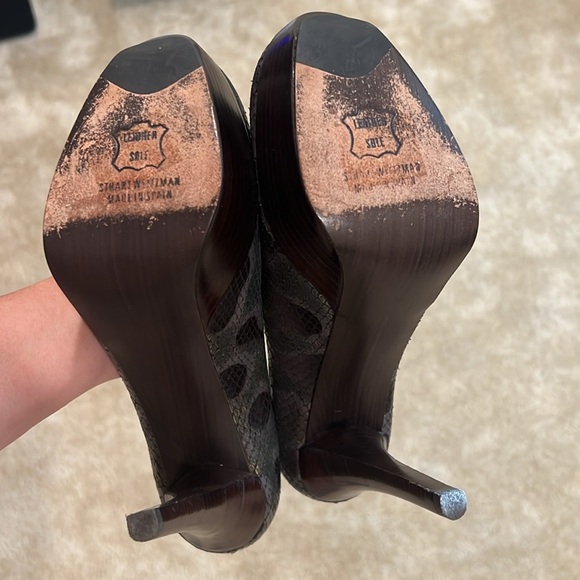 Stuart Weitzman platform python print stilettos great condition size 7M - Picture 9 of 12